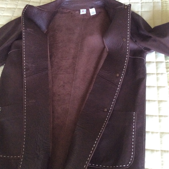 Leather jacket - Picture 11 of 11